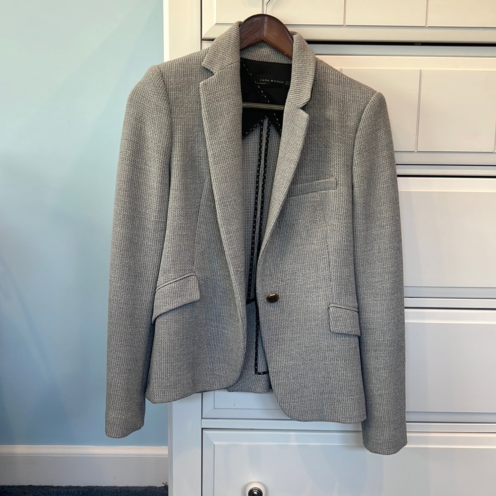 Gray blazer